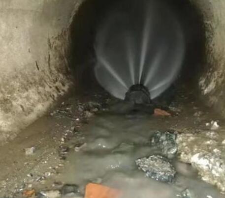 都江堰市政管道清淤