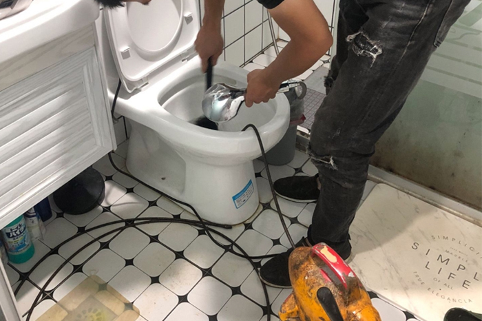 都江堰疏通下水道